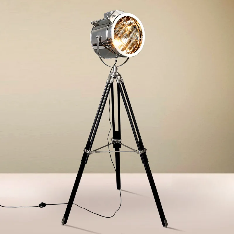 Скандинавский постмодернистски – обзор и цена Floor Lamp Tripod